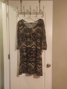 Espresso Black and Tan Aztec-Print Long Sleeve Dress